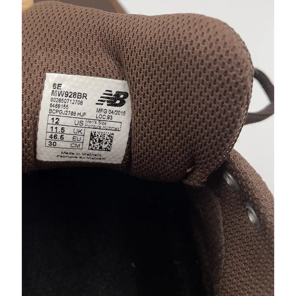 New Balance mens leather
